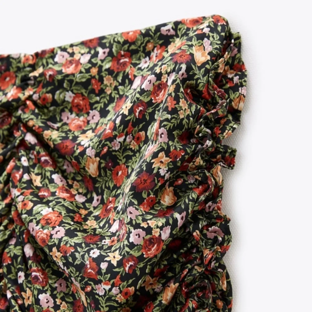 🌸New🌸 Zara Floral Dreaped Satin Mini Skirt Sz XS